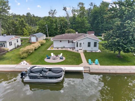 122 E Sunny Acres Drive Rome City IN 46784