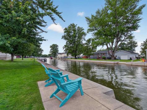 122 E Sunny Acres Drive Rome City IN 46784