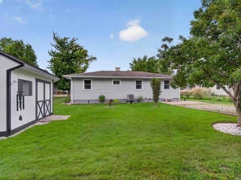 122 E Sunny Acres Drive Rome City IN 46784