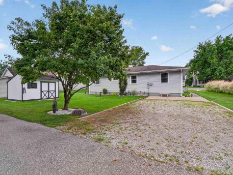 122 E Sunny Acres Drive Rome City IN 46784