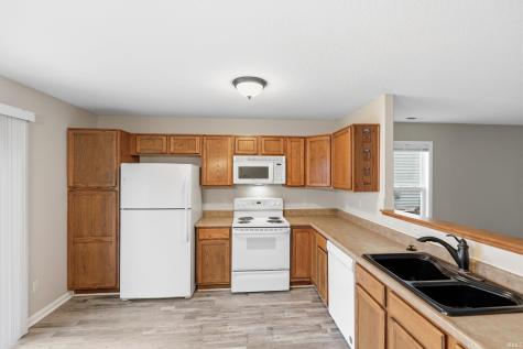 12102 Shearwater Run Fort Wayne IN 46845