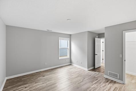 12102 Shearwater Run Fort Wayne IN 46845