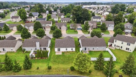12102 Shearwater Run Fort Wayne IN 46845