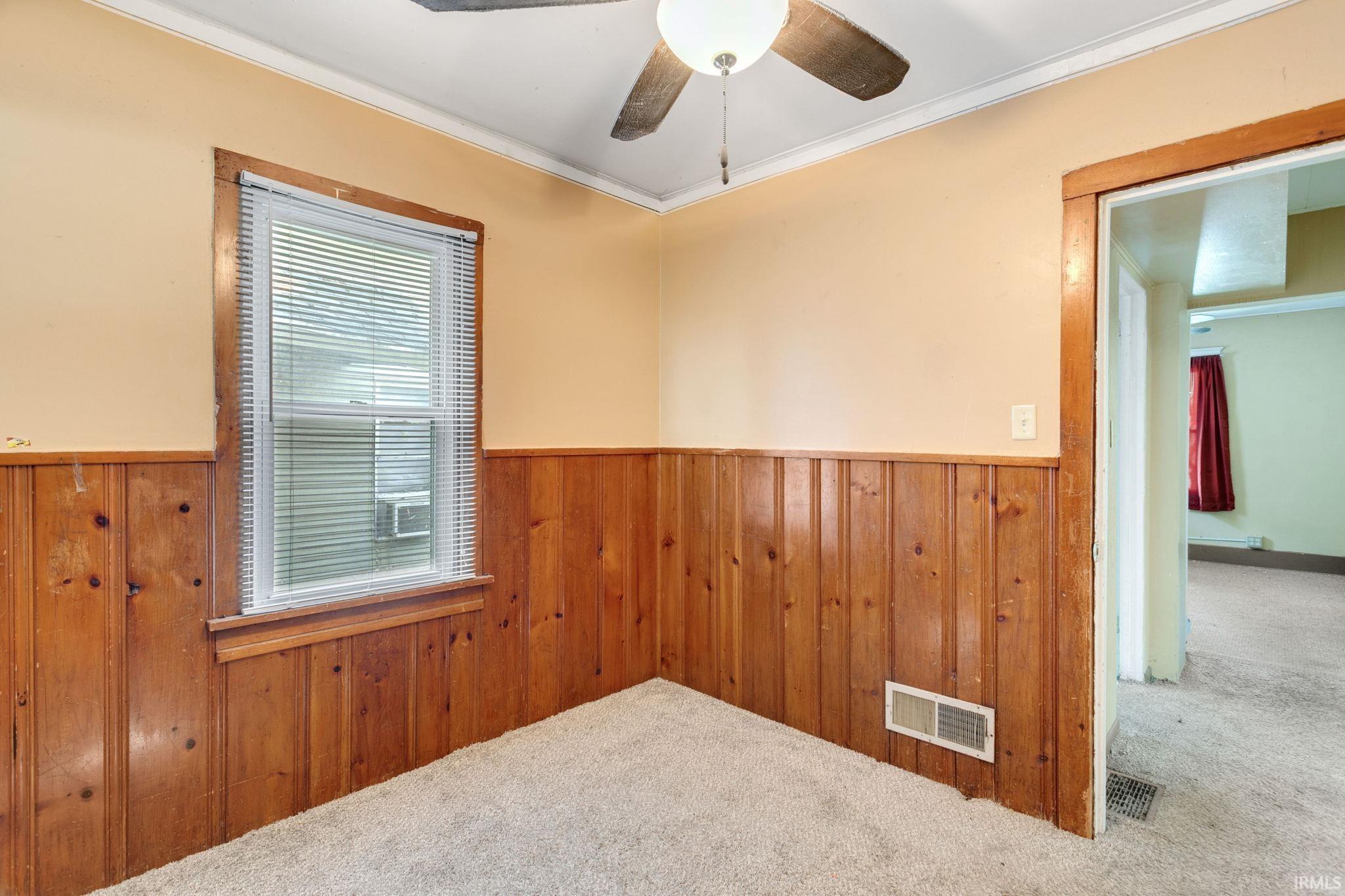 1702 S Taylor Street South Bend IN 46613