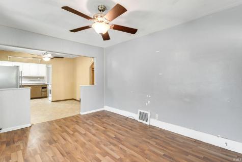 1702 S Taylor Street South Bend IN 46613