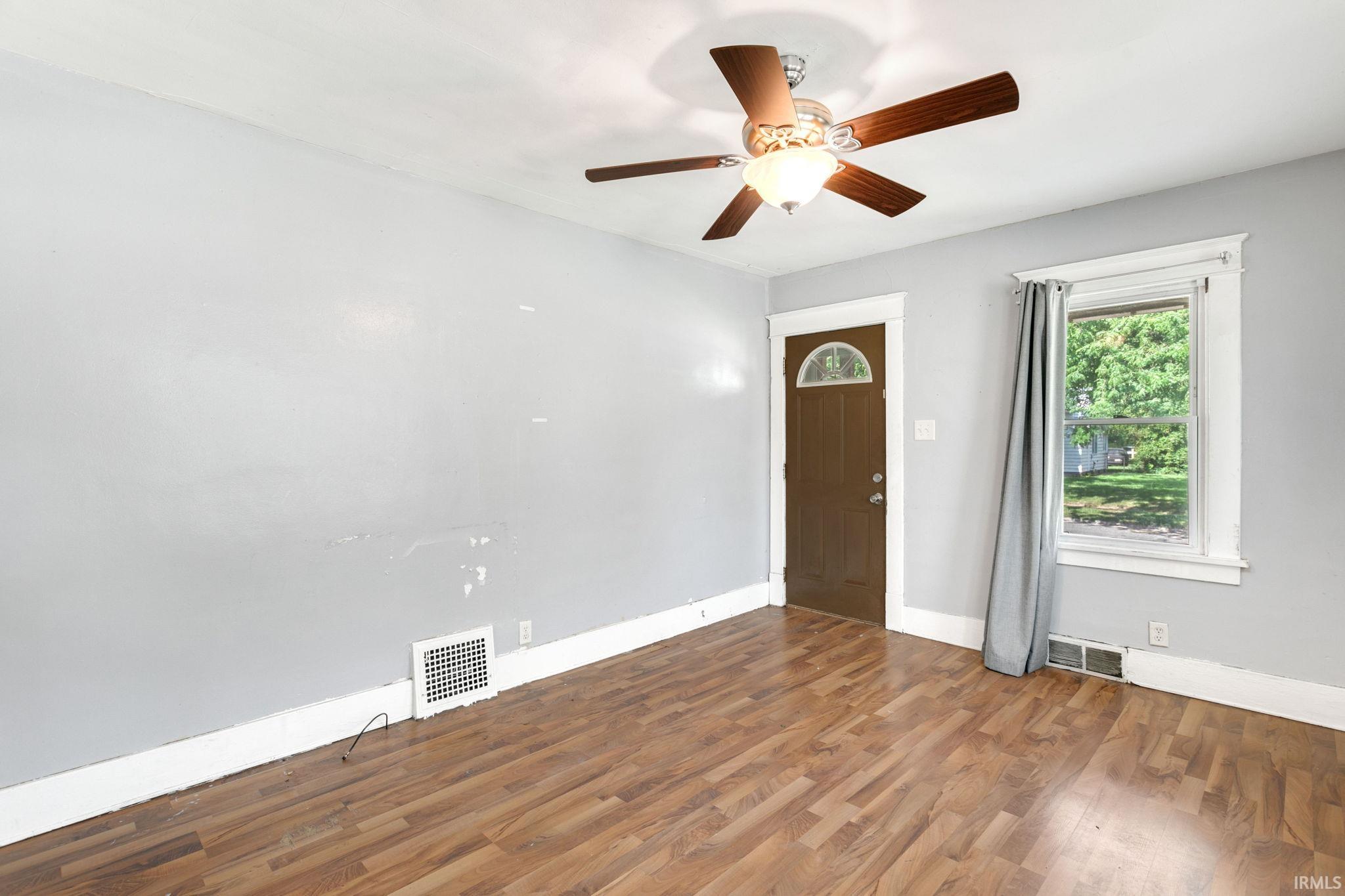 1702 S Taylor Street South Bend IN 46613