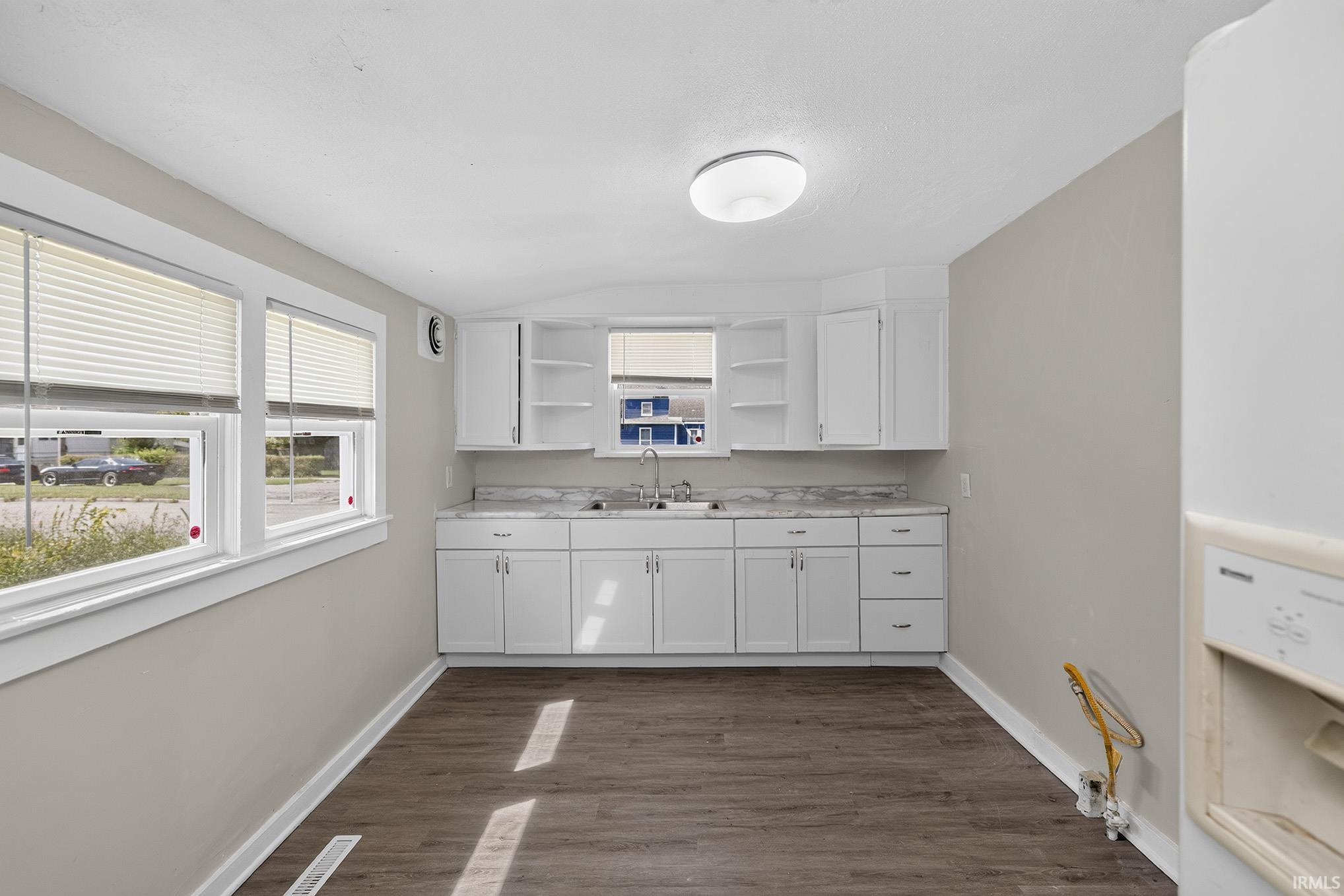 601 Aspenwald Elkhart IN 46516