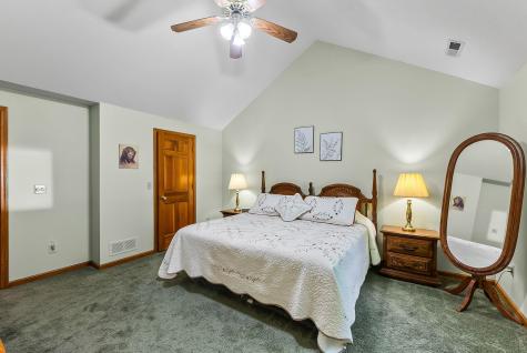 808 Yellow Lake Drive Fort Wayne IN 46804