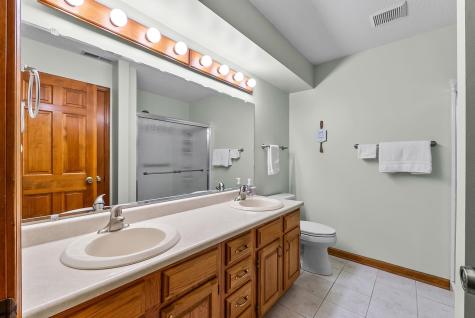 808 Yellow Lake Drive Fort Wayne IN 46804