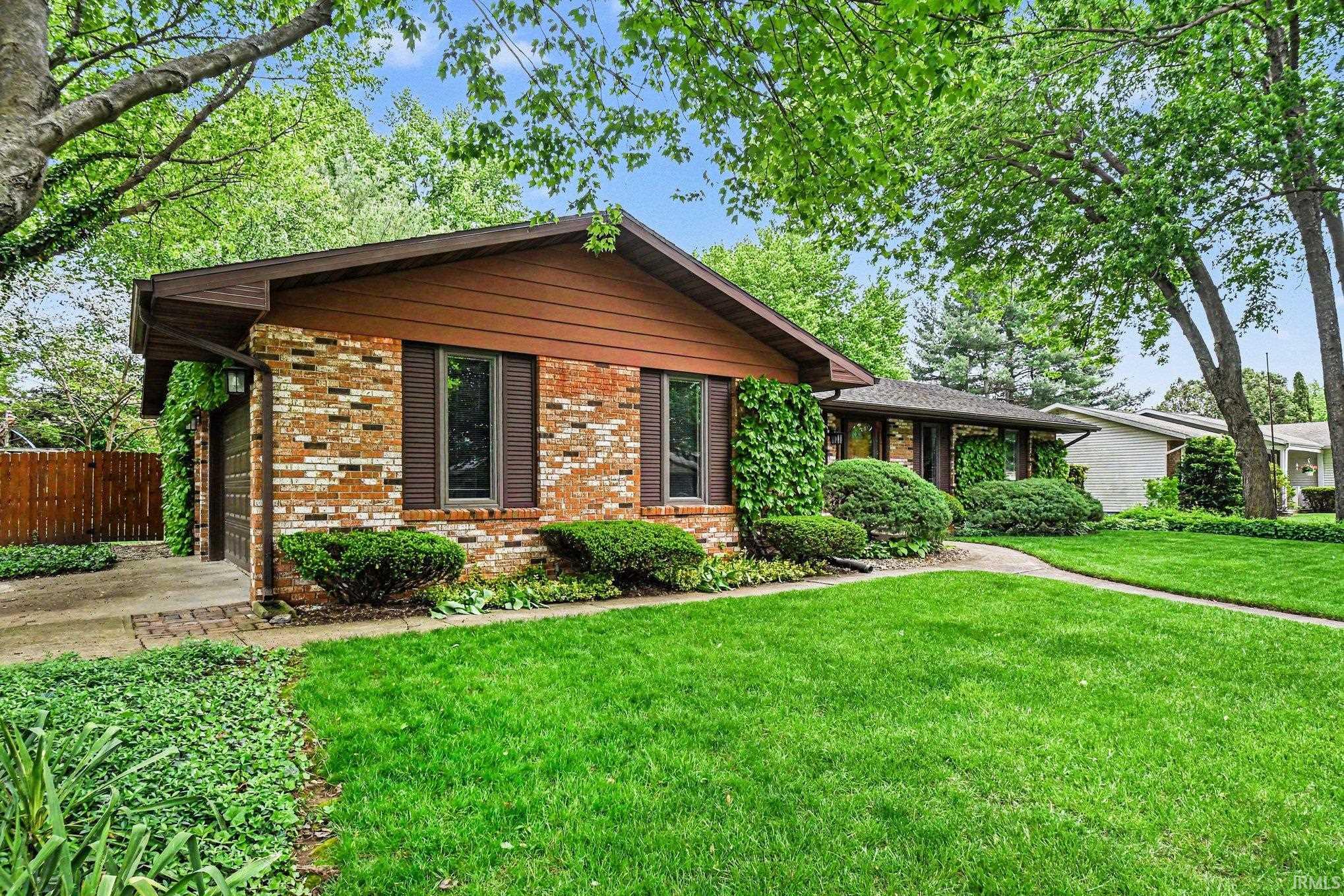 702 Lexington Drive Goshen IN 46526