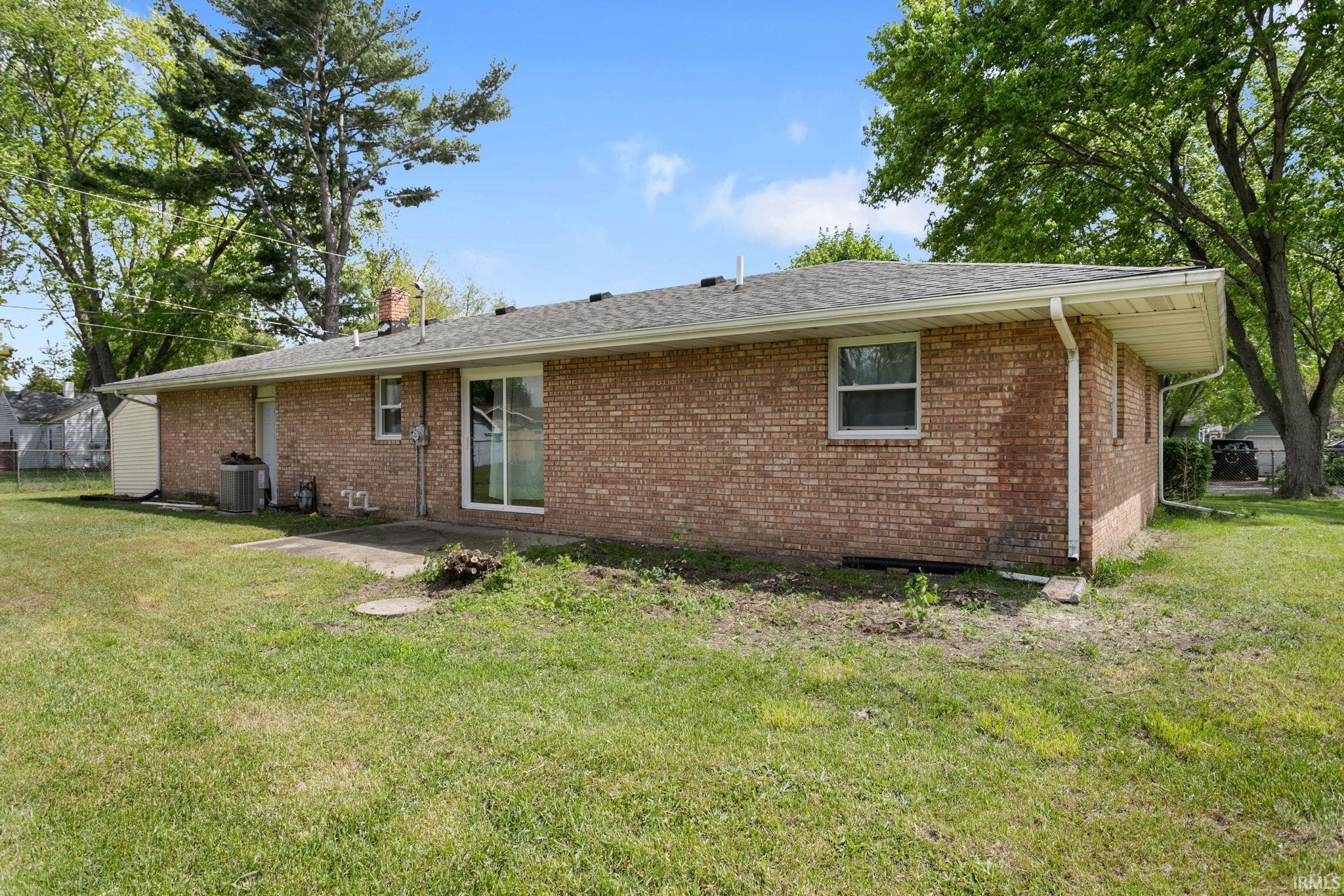 10181 Elsie Street Osceola IN 46561