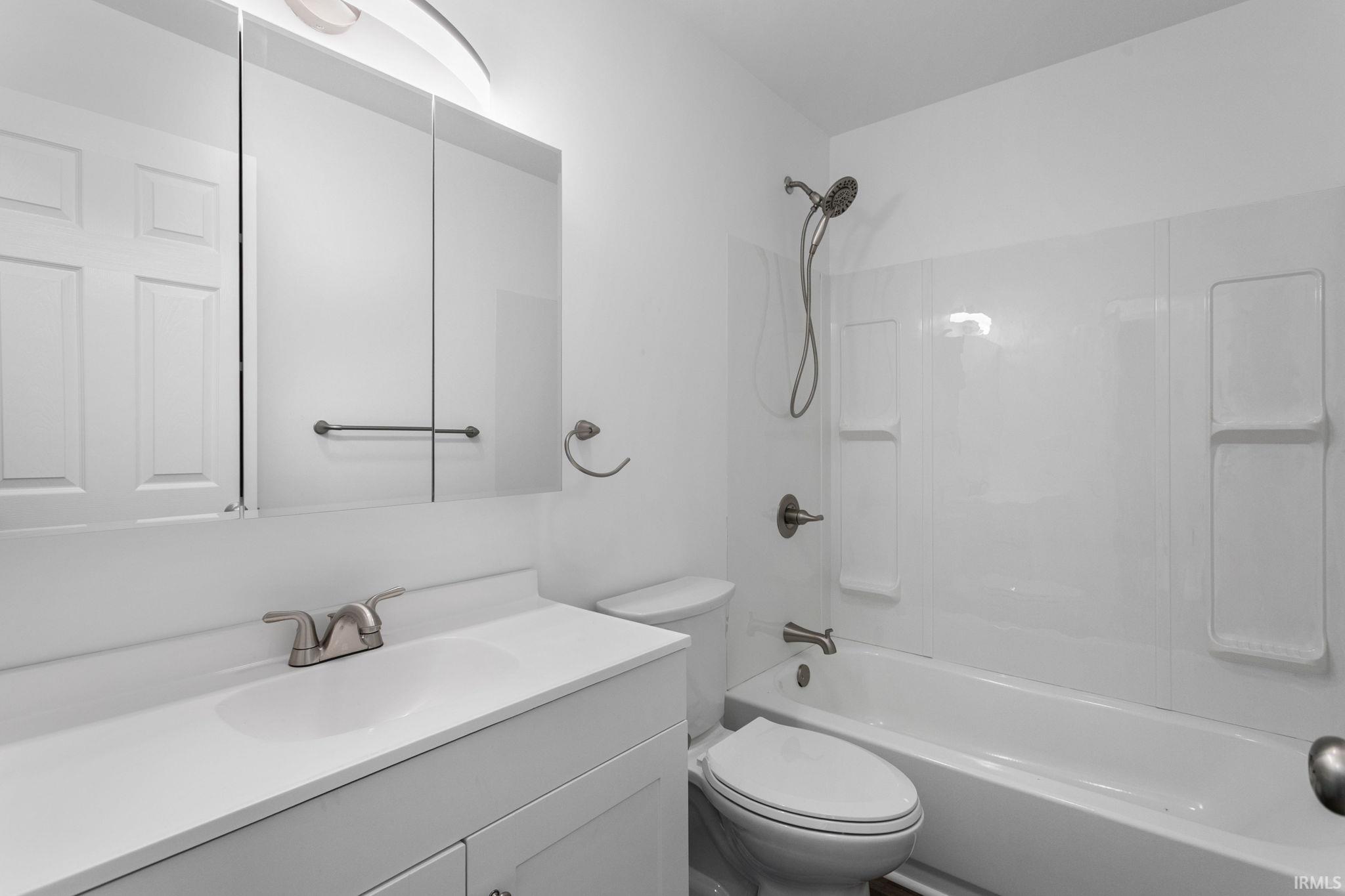 10181 Elsie Street Osceola IN 46561