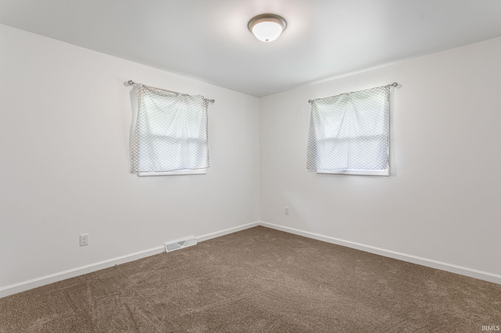 10181 Elsie Street Osceola IN 46561
