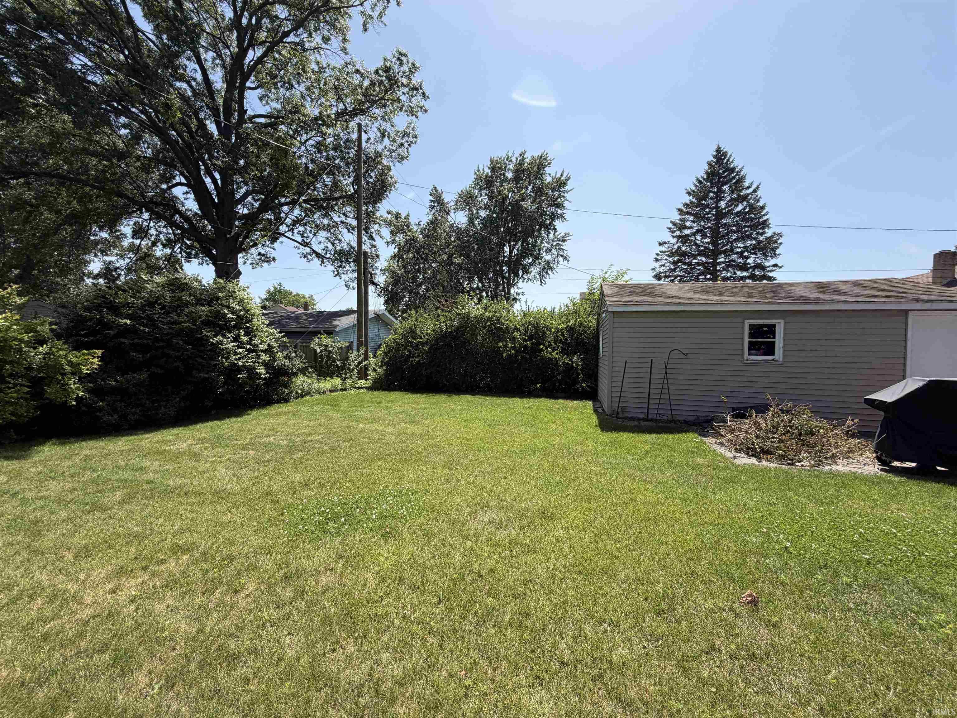 2322 Rockne Drive South Bend IN 46615