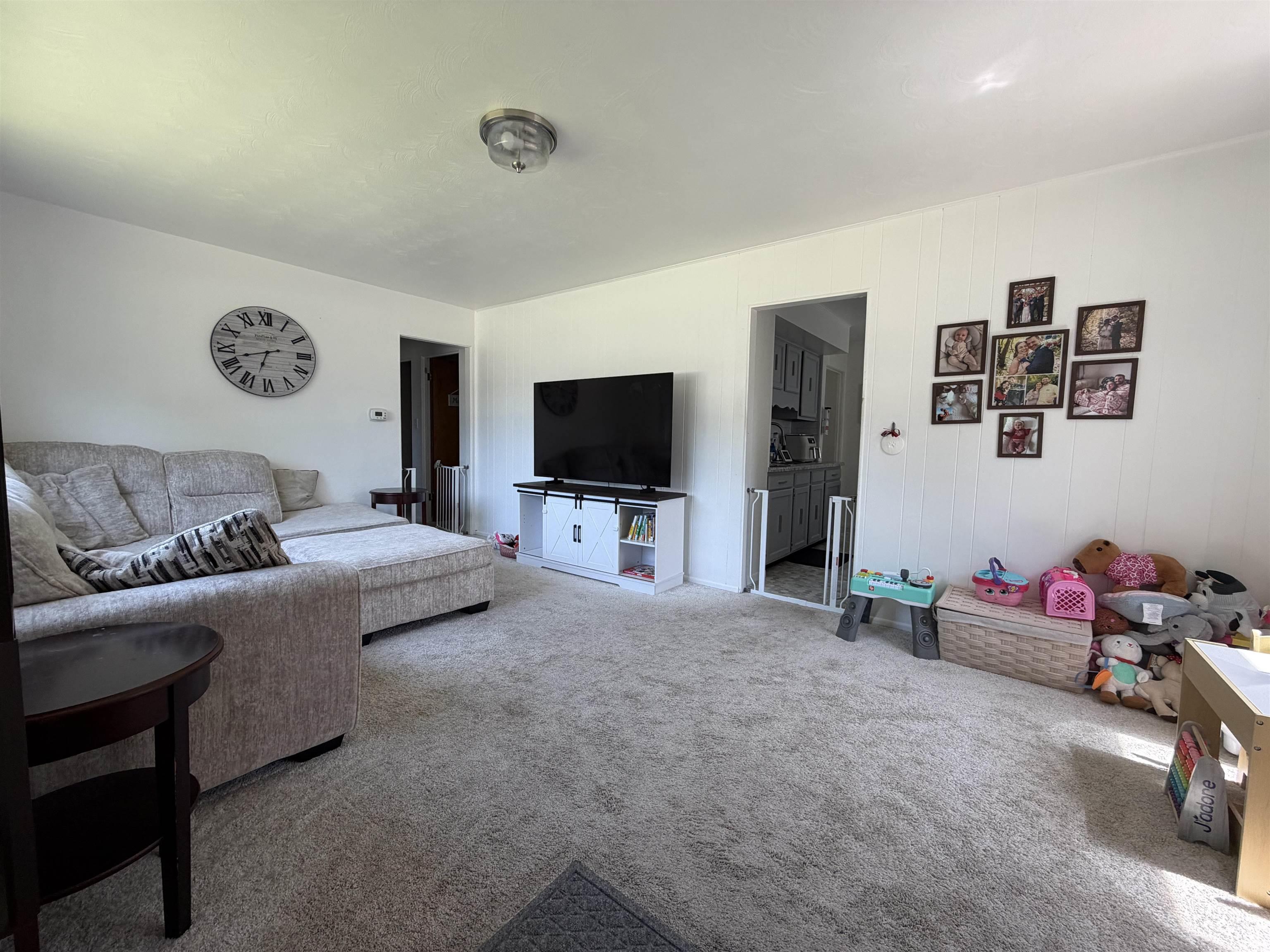 2322 Rockne Drive South Bend IN 46615