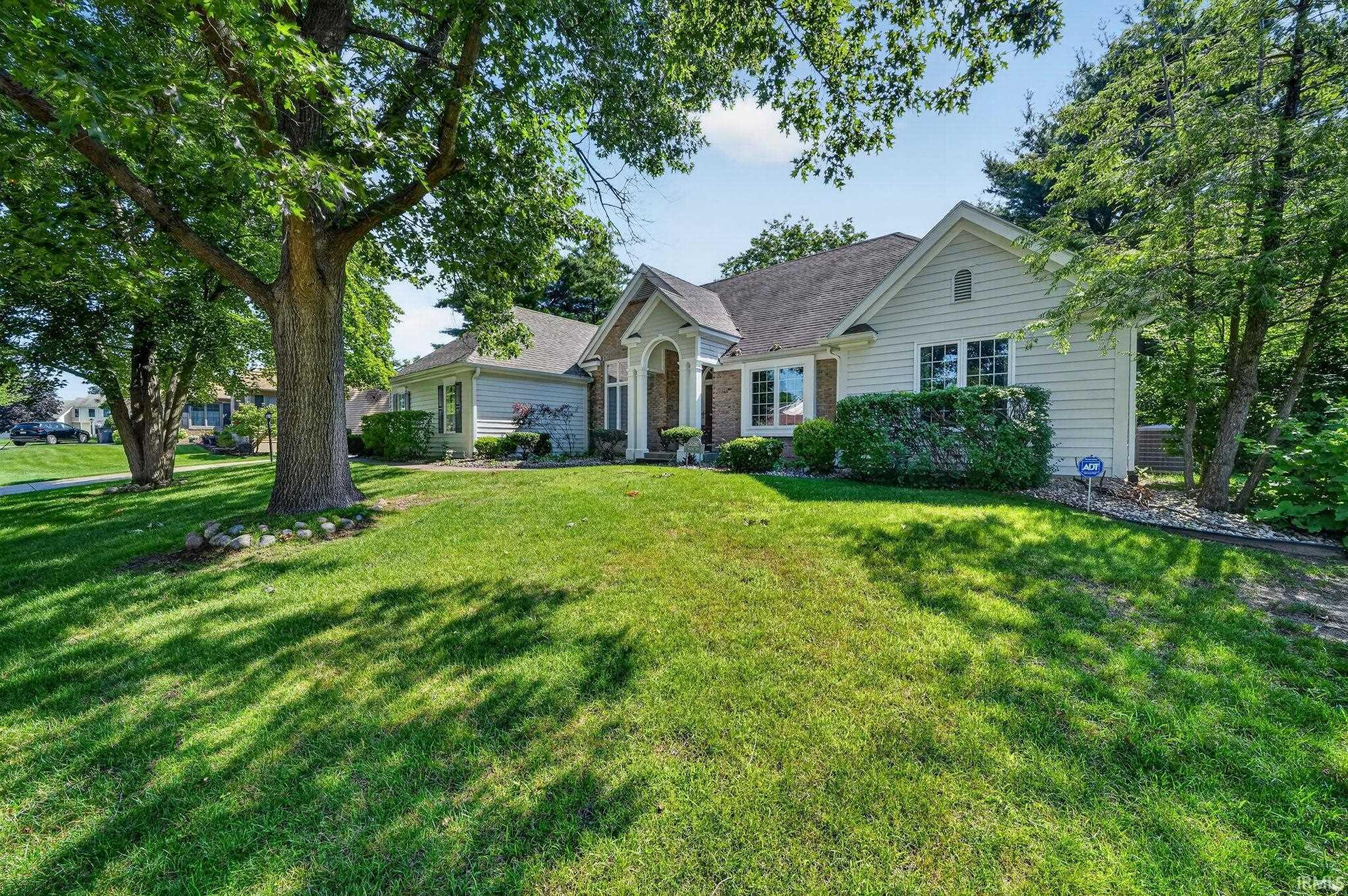 52592 Willow Bend Drive Granger IN 46530