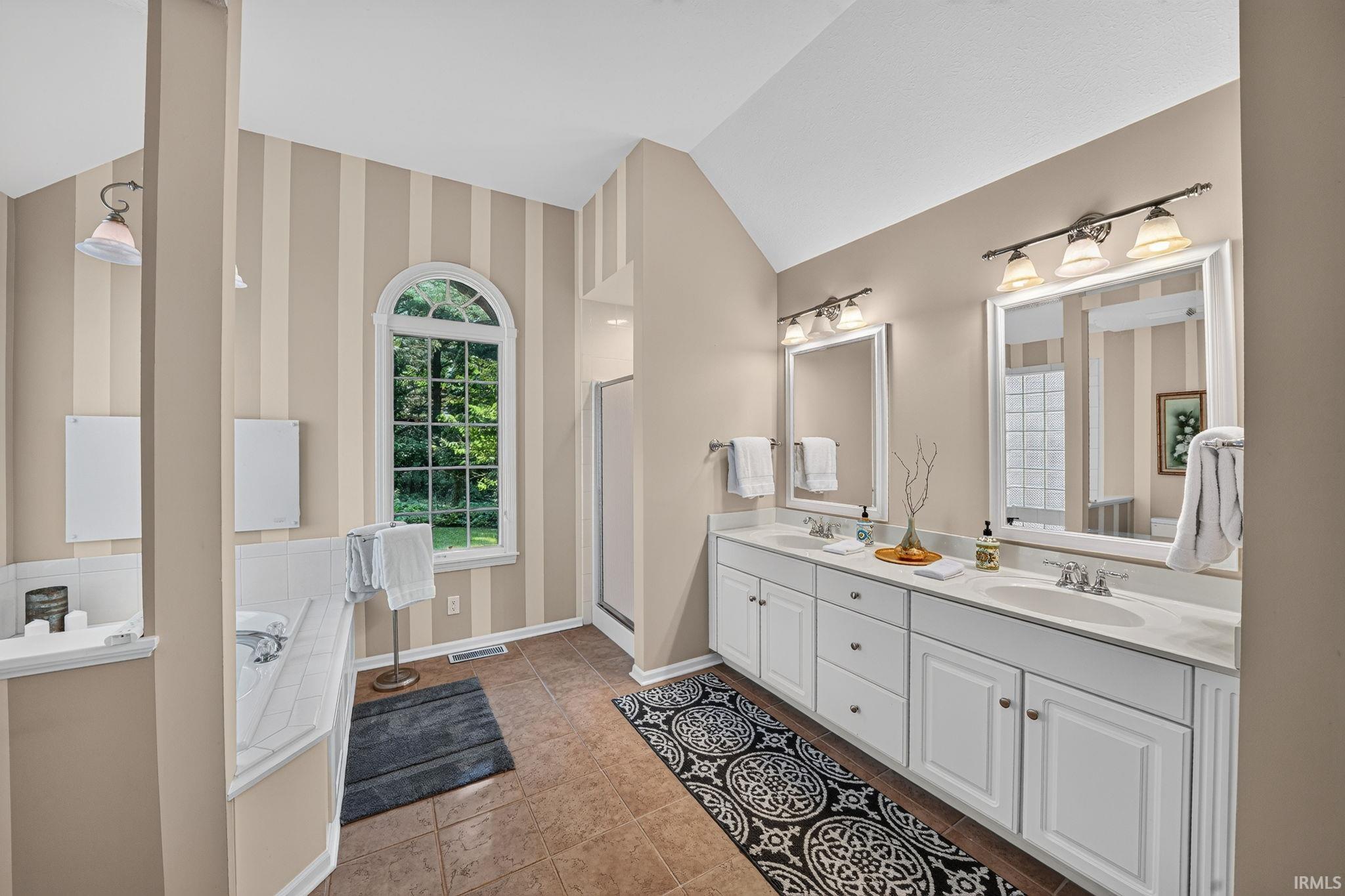 52592 Willow Bend Drive Granger IN 46530