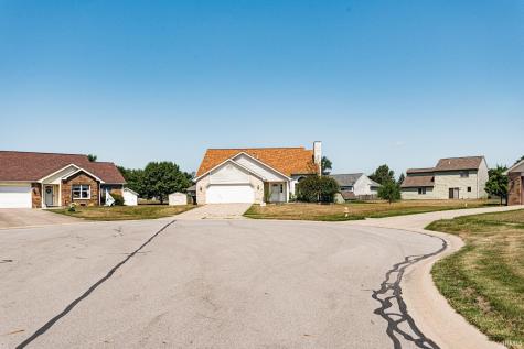 306 Rathert Court Auburn IN 46706
