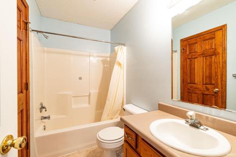 306 Rathert Court Auburn IN 46706