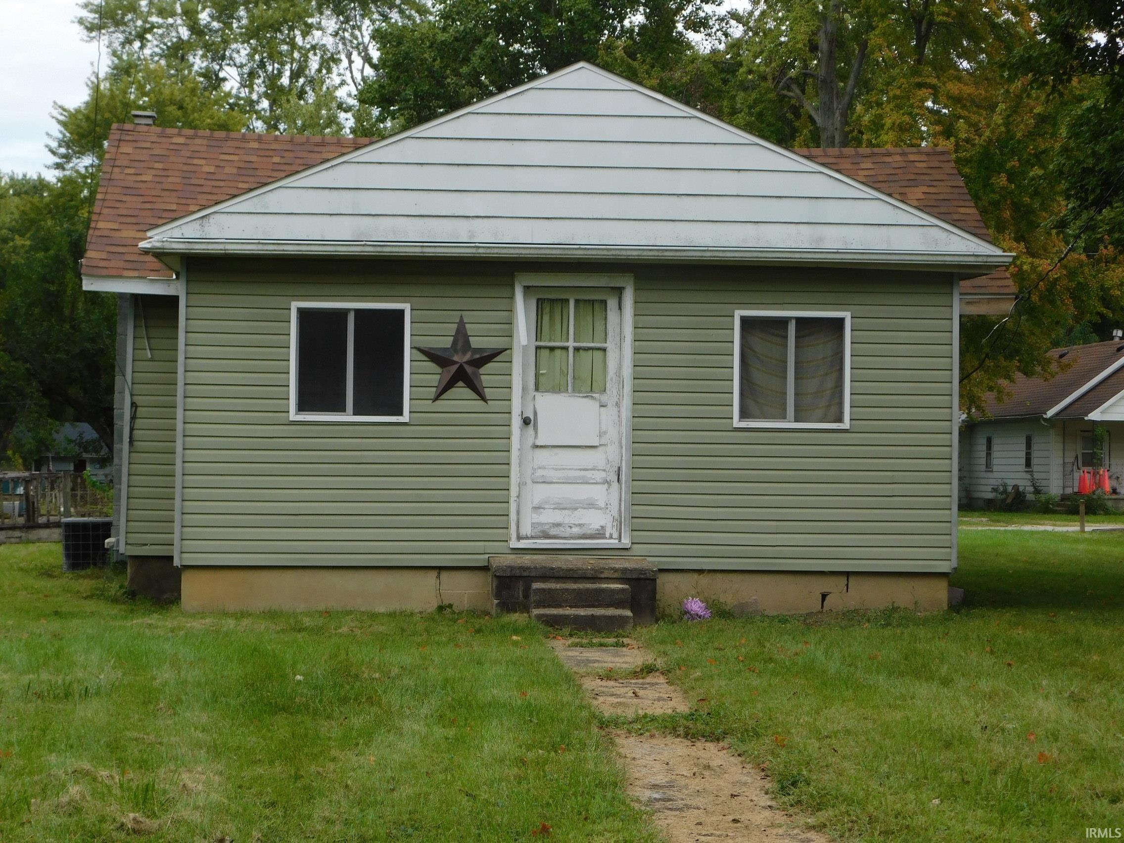 1436 E 22nd Street Muncie IN 47302