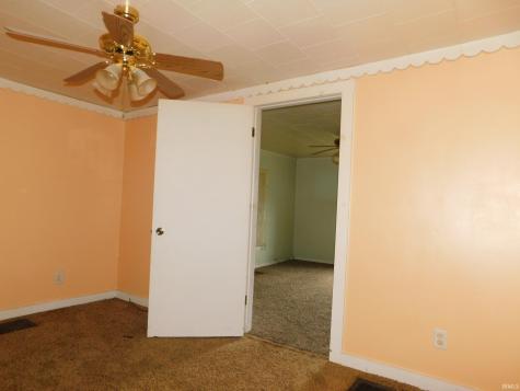 1436 E 22nd Street Muncie IN 47302