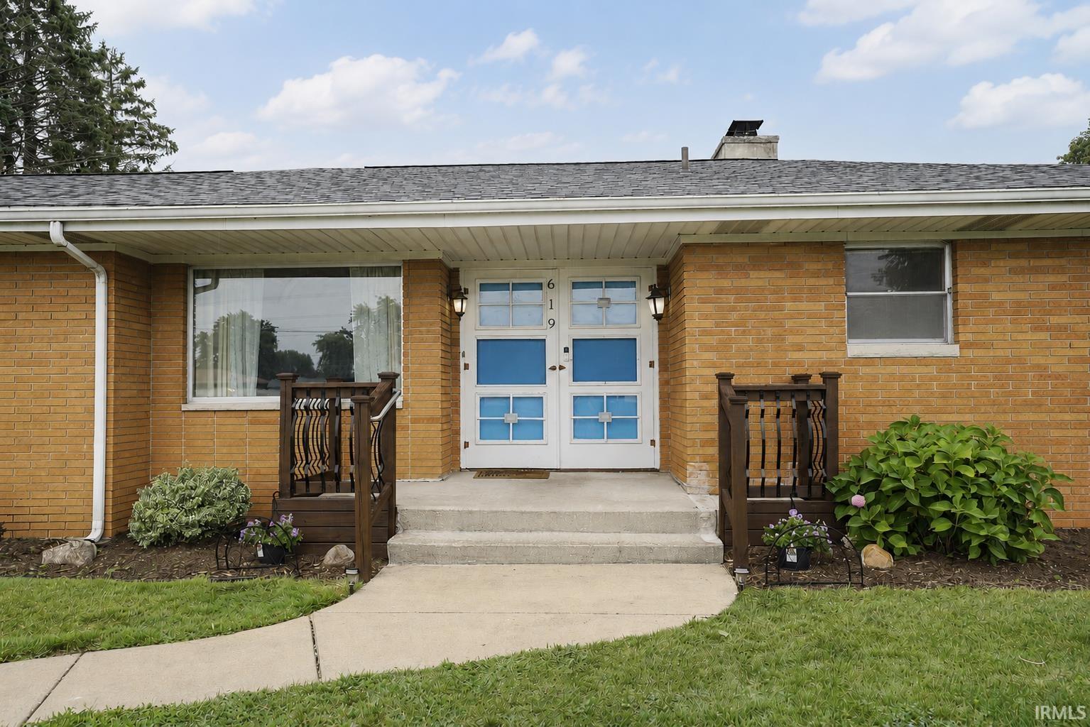 619 W 13th Street Mishawaka IN 46544