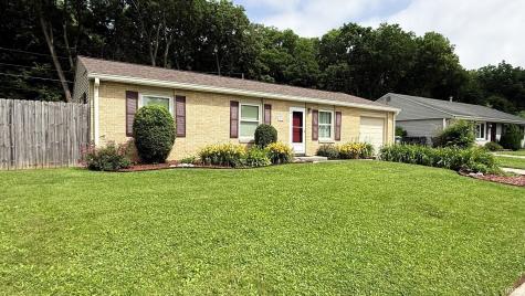 1424 S Pleasantview Drive Yorktown IN 47396