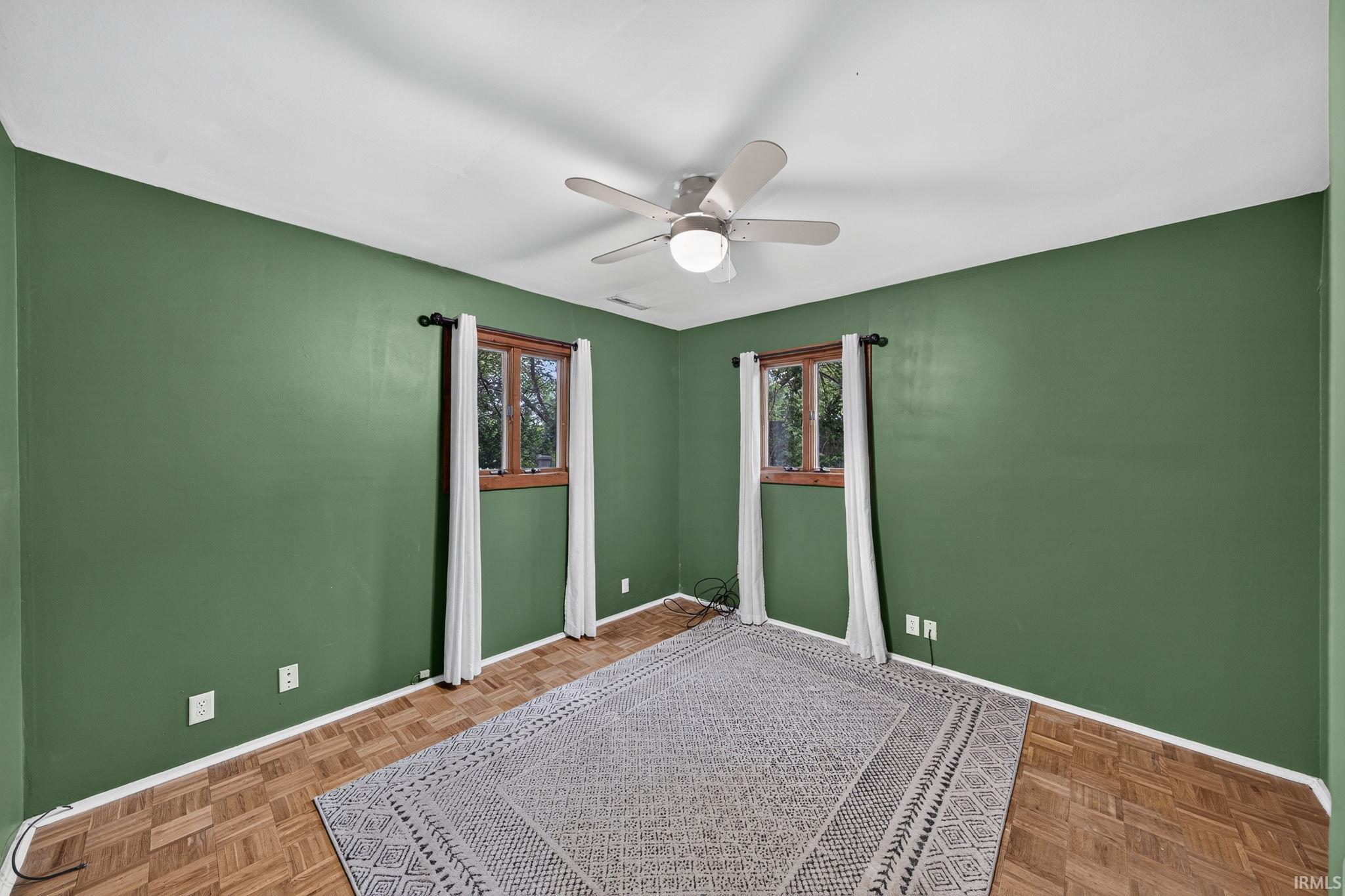 1962 E La Salle Avenue Mishawaka IN 46545