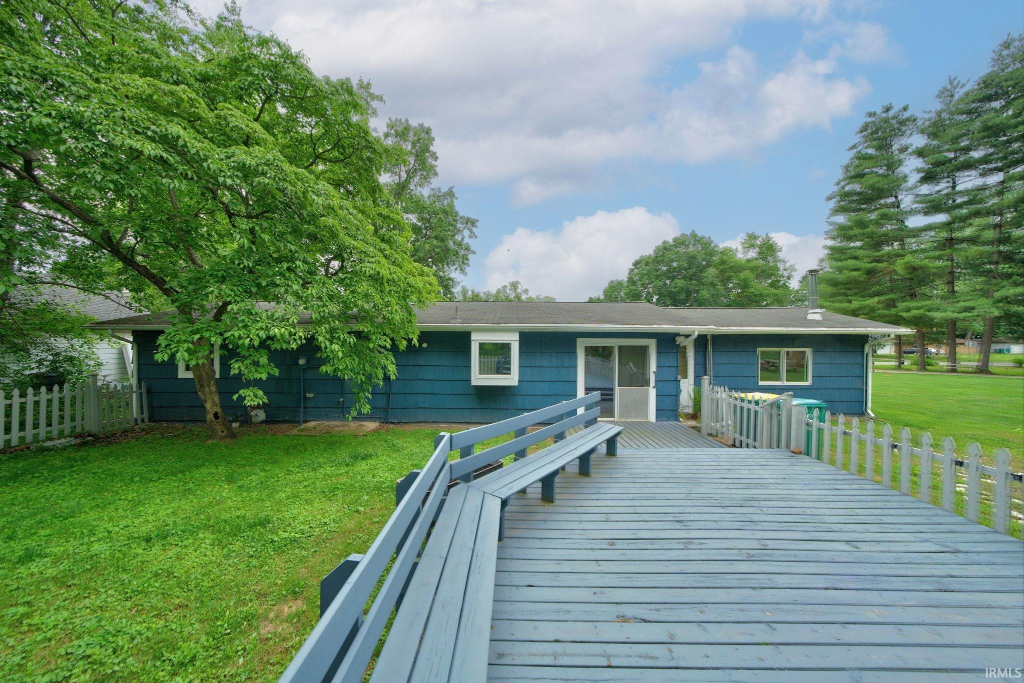1962 E La Salle Avenue Mishawaka IN 46545