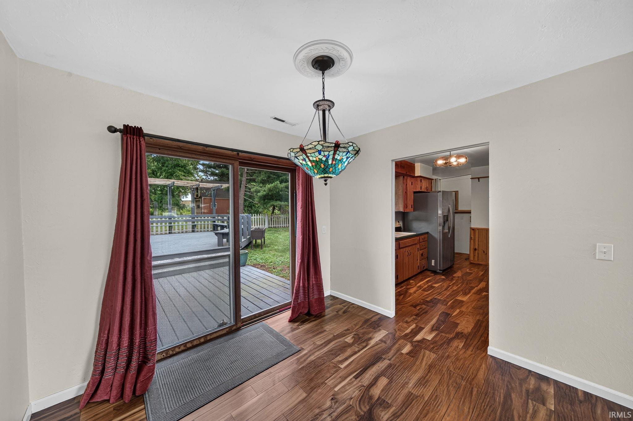 1962 E La Salle Avenue Mishawaka IN 46545