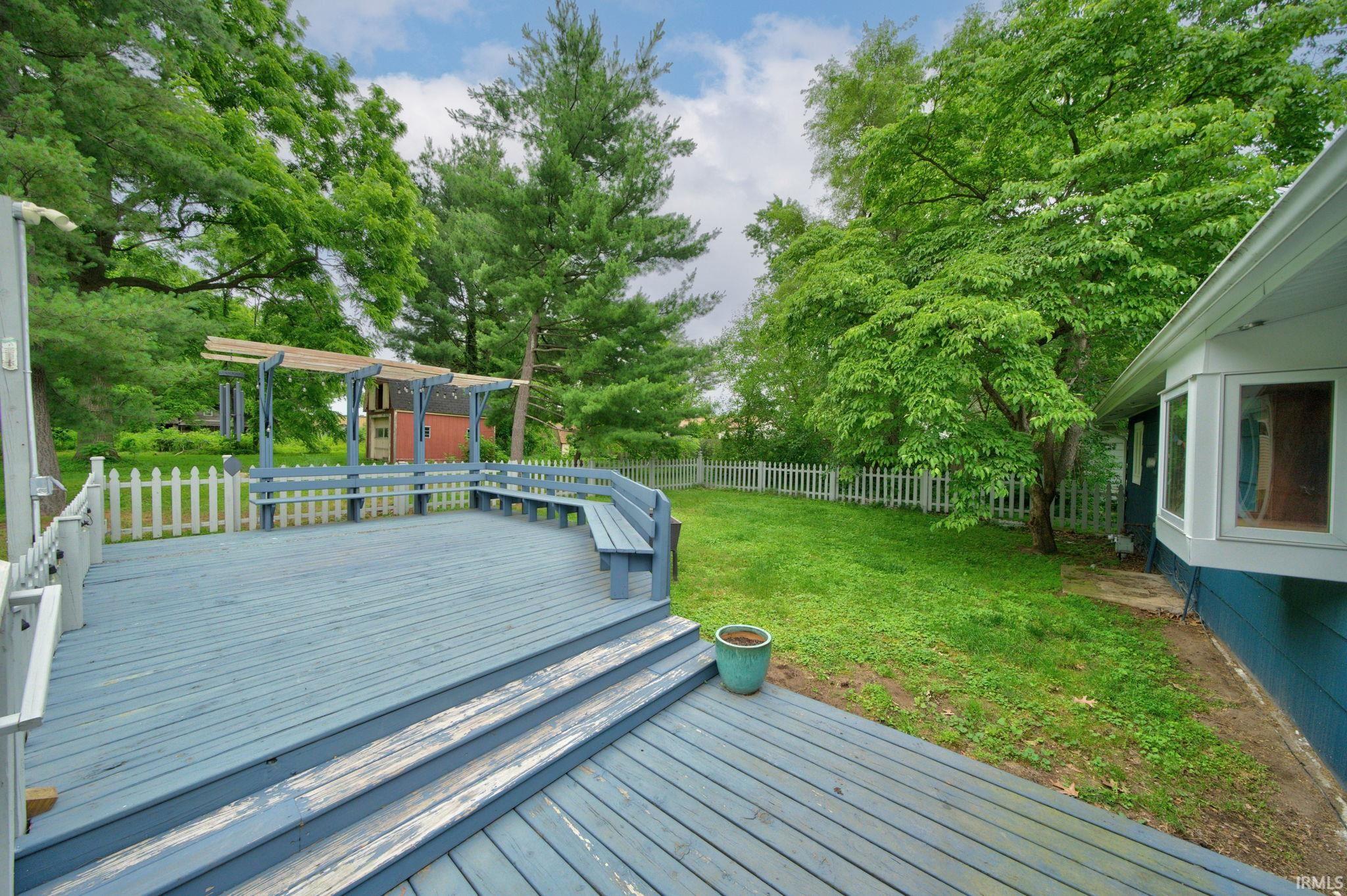 1962 E La Salle Avenue Mishawaka IN 46545