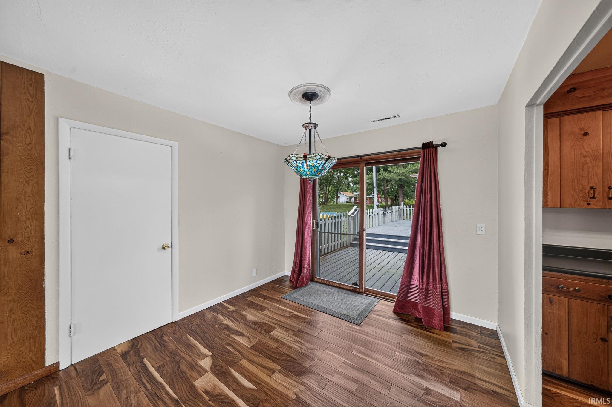 1962 E La Salle Avenue Mishawaka IN 46545