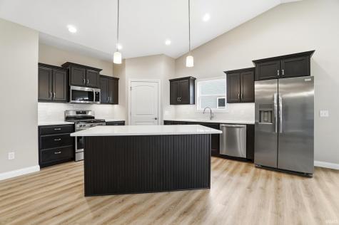14138 Hughies Cove Fort Wayne IN 46845