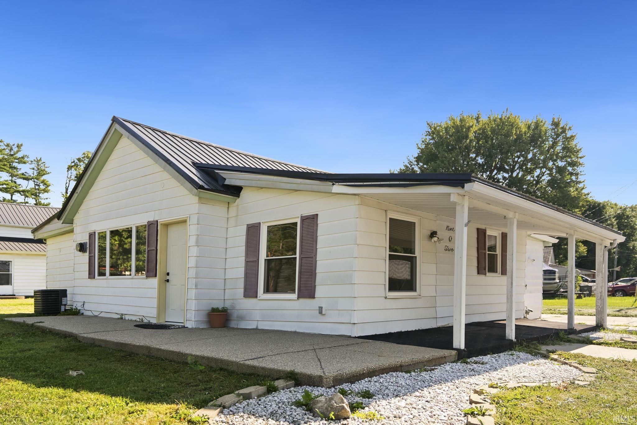 902 N 7th Street Goshen IN 46528