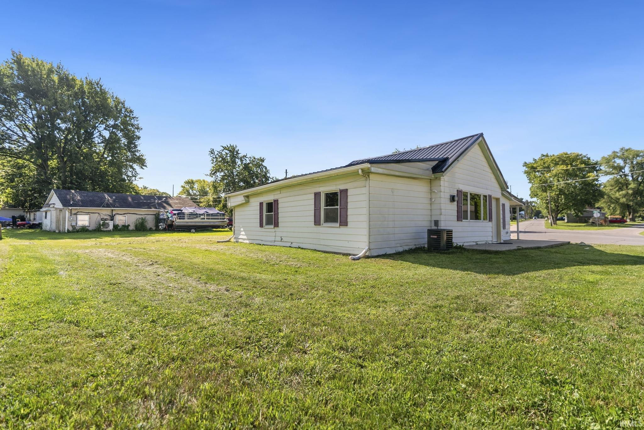 902 N 7th Street Goshen IN 46528