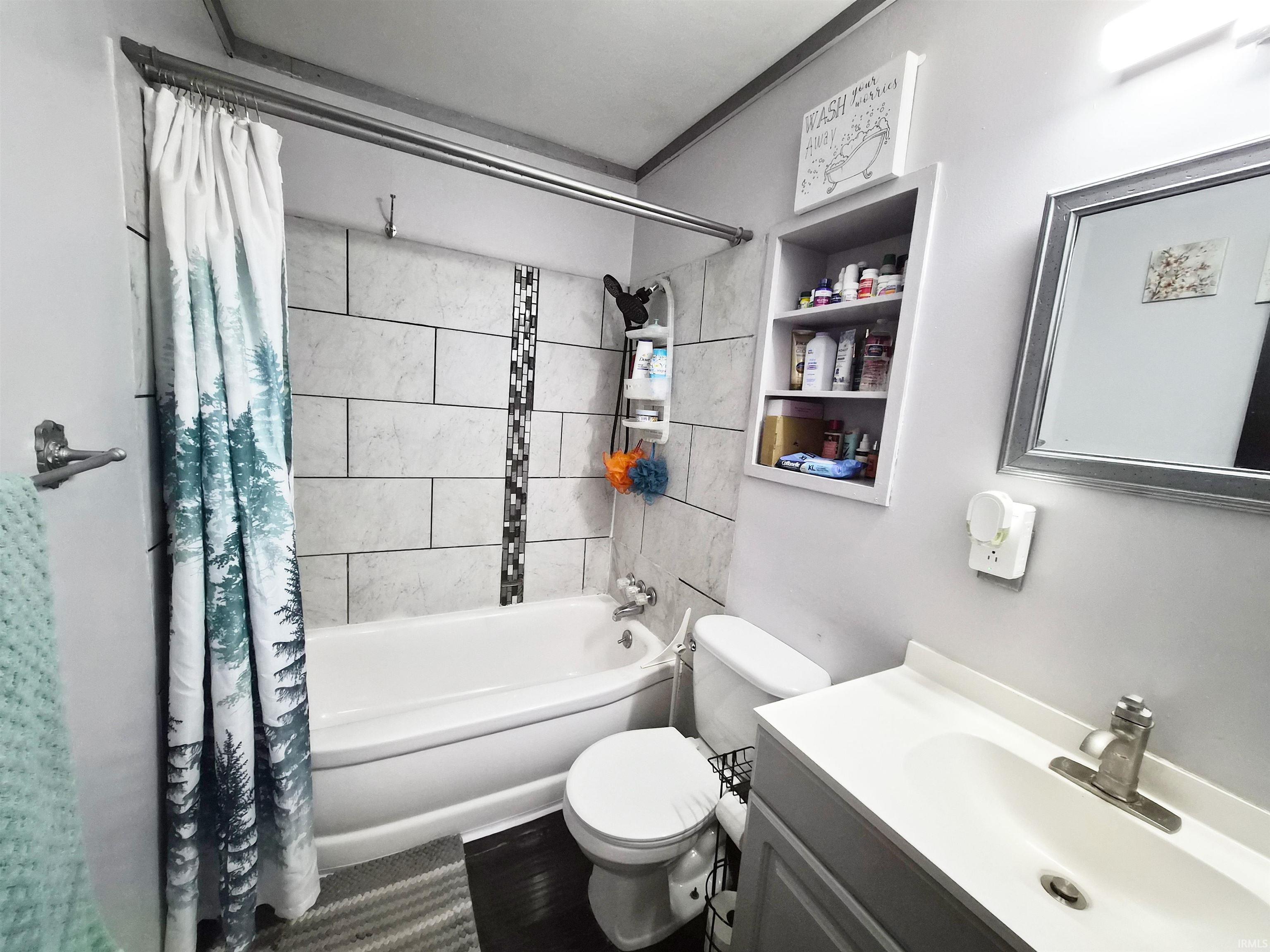 1608 Hickory Place Goshen IN 46526