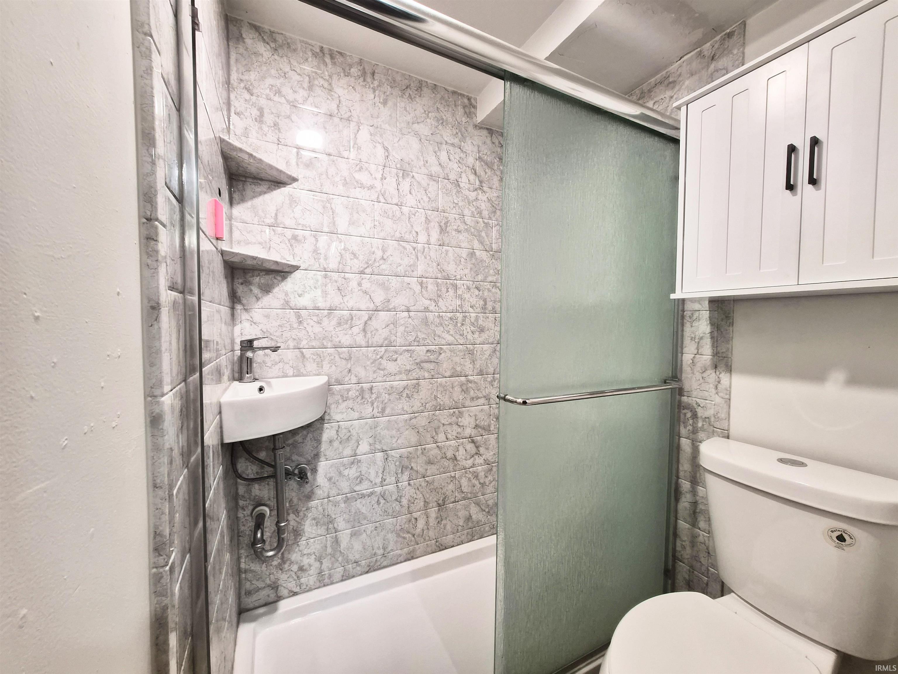 1608 Hickory Place Goshen IN 46526