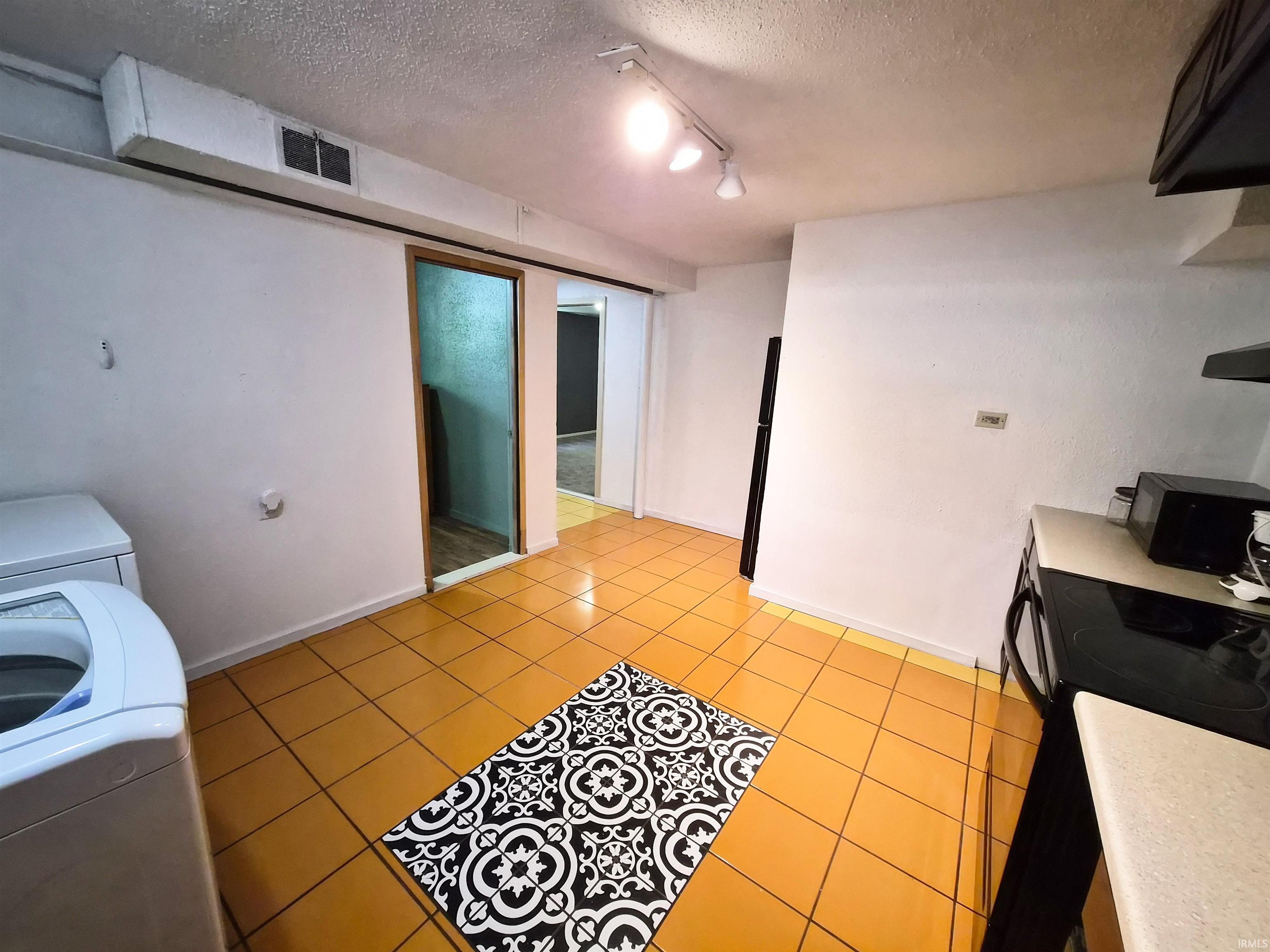 1608 Hickory Place Goshen IN 46526