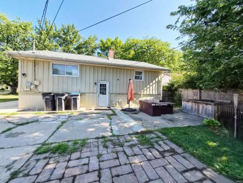 1608 Hickory Place Goshen IN 46526