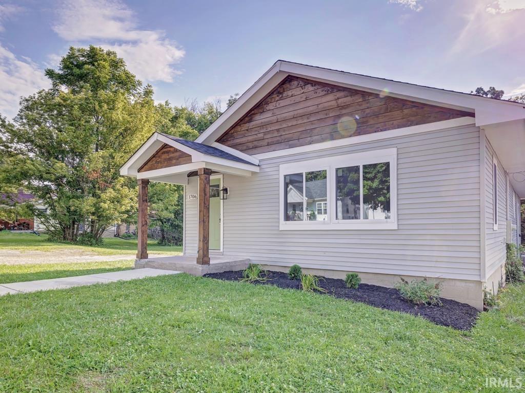 1706 S Huntington Drive Bloomington IN 47401