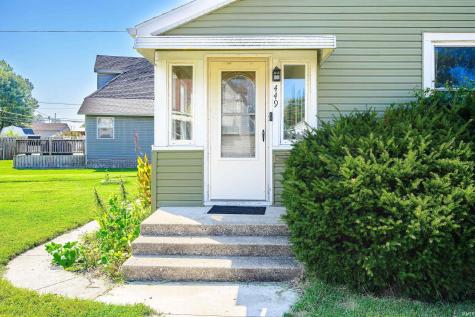 449 N 7th St Common Mitchell IN 47446