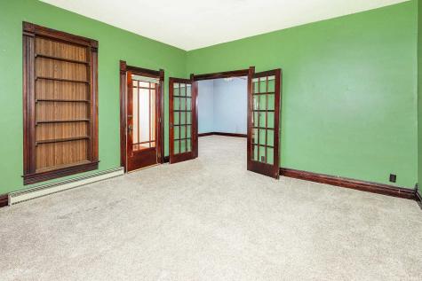 449 N 7th St Common Mitchell IN 47446