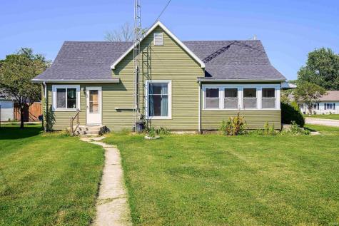449 N 7th St Common Mitchell IN 47446