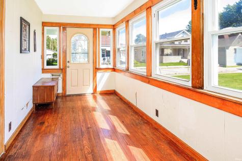 449 N 7th St Common Mitchell IN 47446