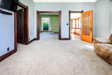 449 N 7th St Common Mitchell IN 47446
