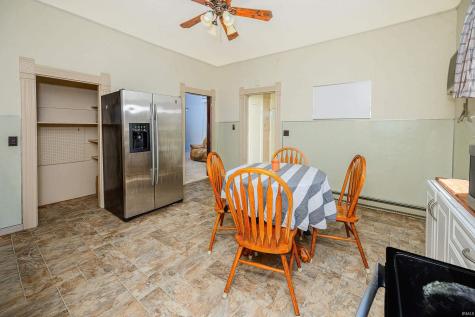 449 N 7th St Common Mitchell IN 47446