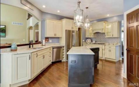 21562 Golden Maple Court South Bend IN 46628