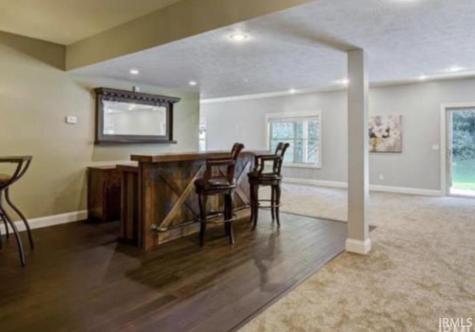21562 Golden Maple Court South Bend IN 46628
