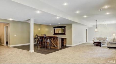 21562 Golden Maple Court South Bend IN 46628