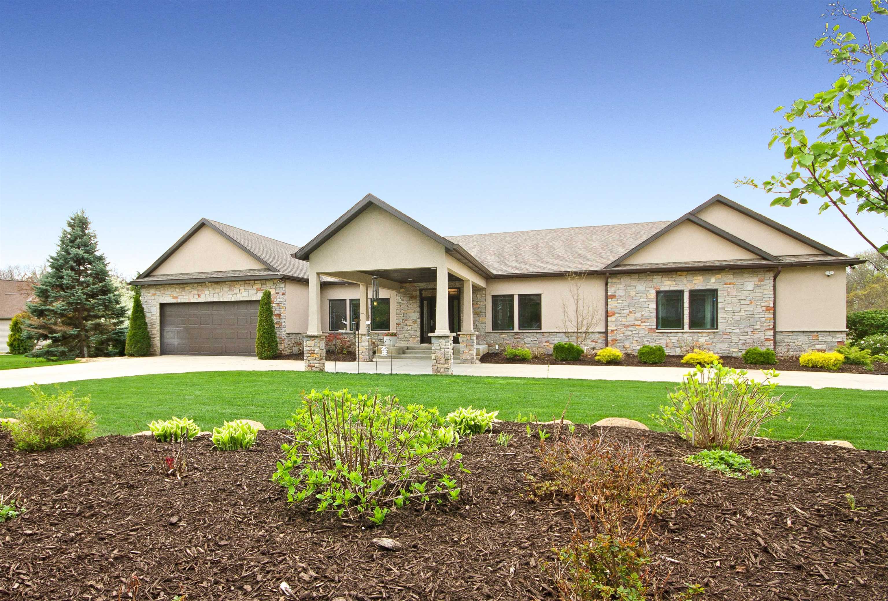 53303 Nadine Street South Bend IN 46637